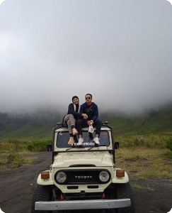 Gunung Bromo menjadi lokasi untuk menjelajah dengan Jeep Bromo