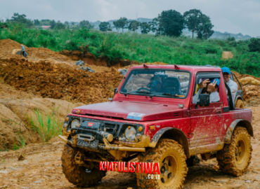 Berlepotan lumpur di trek Fun Offroad Hambalang Sentul